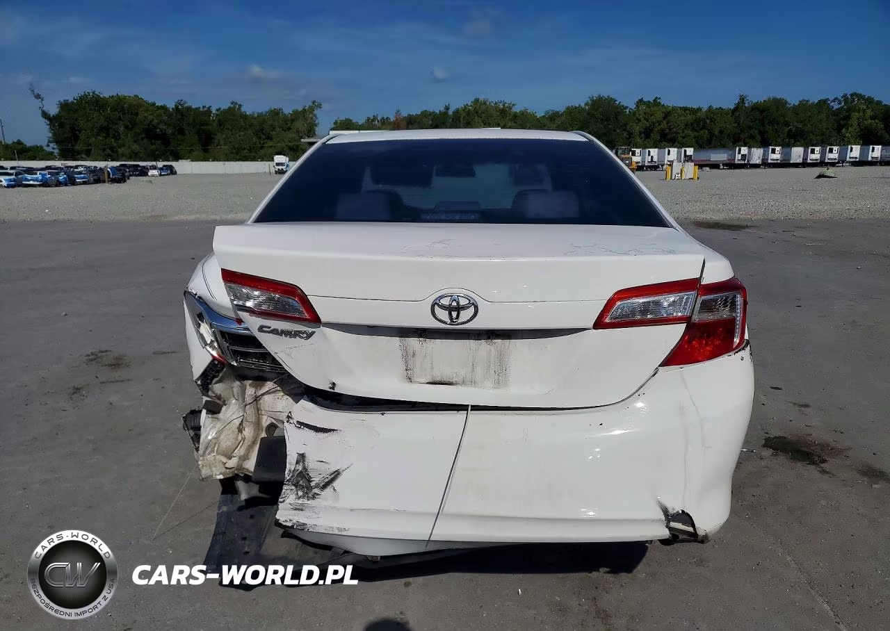 2014 Toyota Camry L VIN:4T1BF1FK9EU862683 - 6