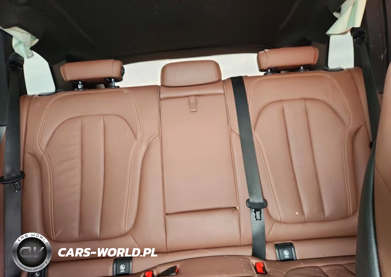 2020 BMW X5 xDrive40I VIN:5UXCR6C07L9B15911 - 10