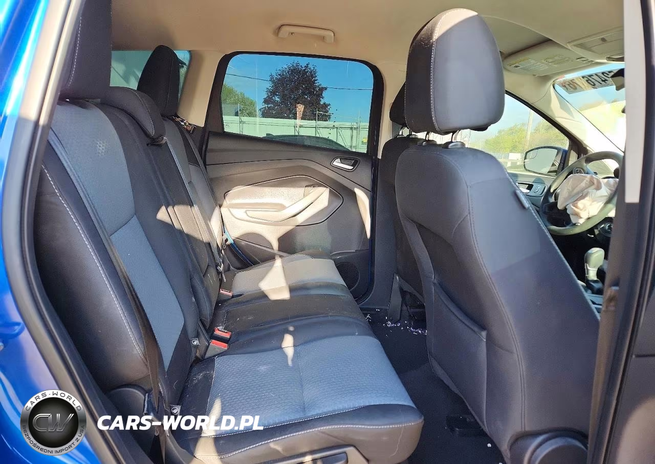 2017 Ford Escape Se VIN:1FMCU9GD6HUA49377 - 10