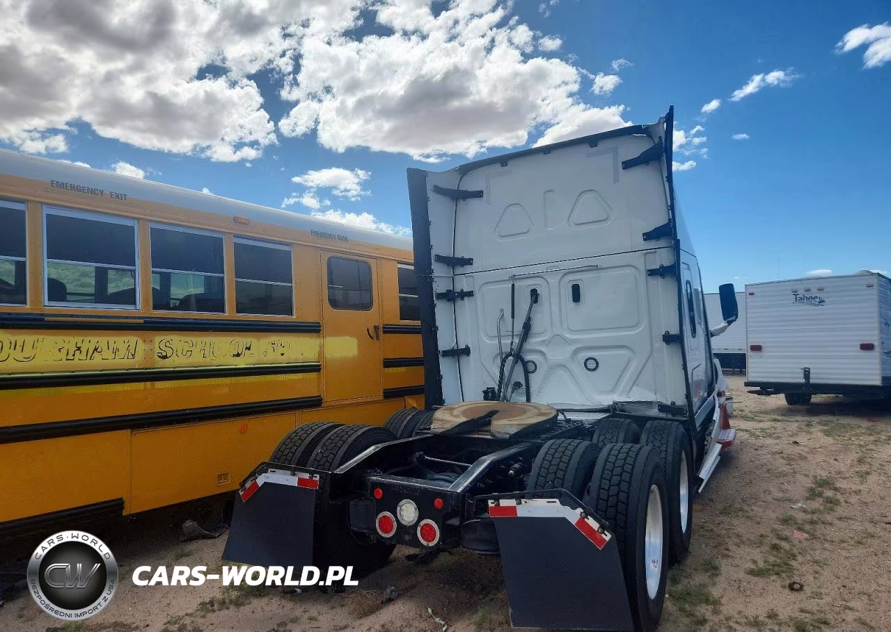 2021 Freightliner Cascadia 126 Semi Truck VIN:3AKJHHDR5MSLR5105 - 4