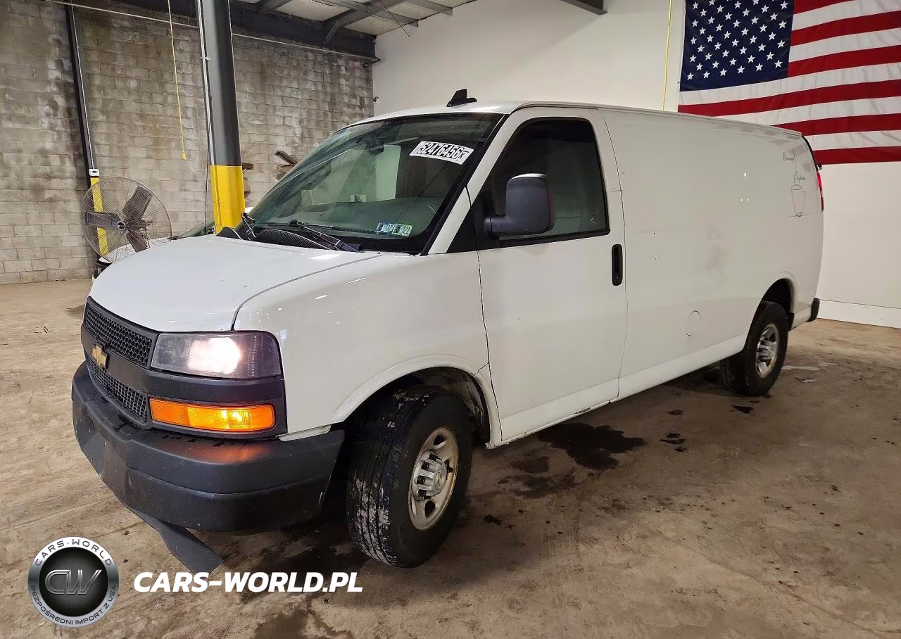 2020 Chev Express G2500