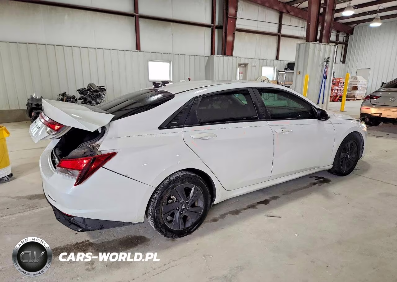2021 Hyundai Elantra Sel VIN:5NPLS4AG7MH011113 - 3