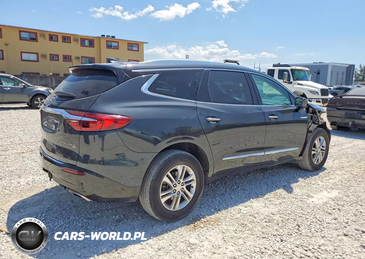 2018 Buick Enclave Essence VIN:5GAEVAKW7JJ228248 - 3