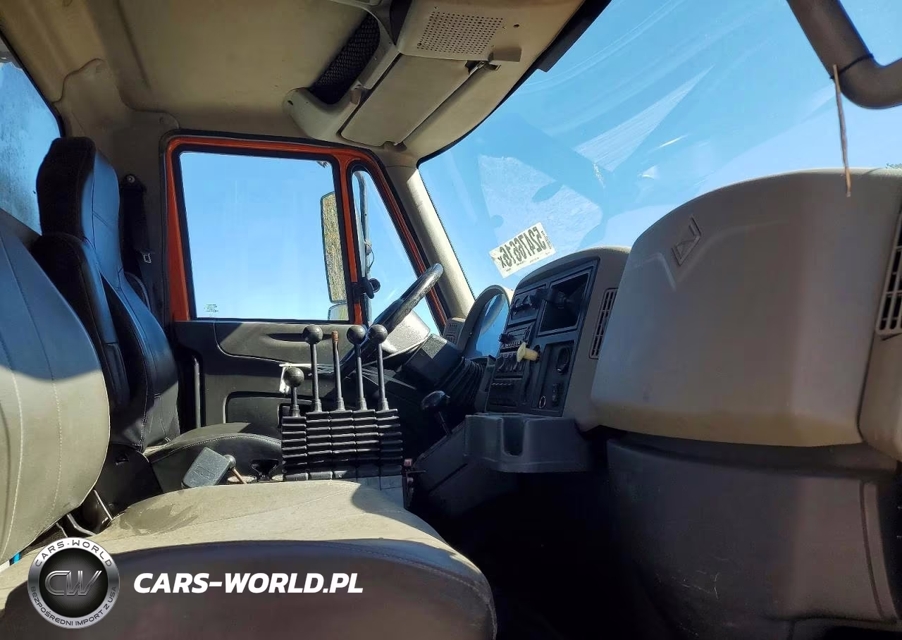 2012 International 7400 Dump Truck VIN:1HTWDAAR9CJ591724 - 5