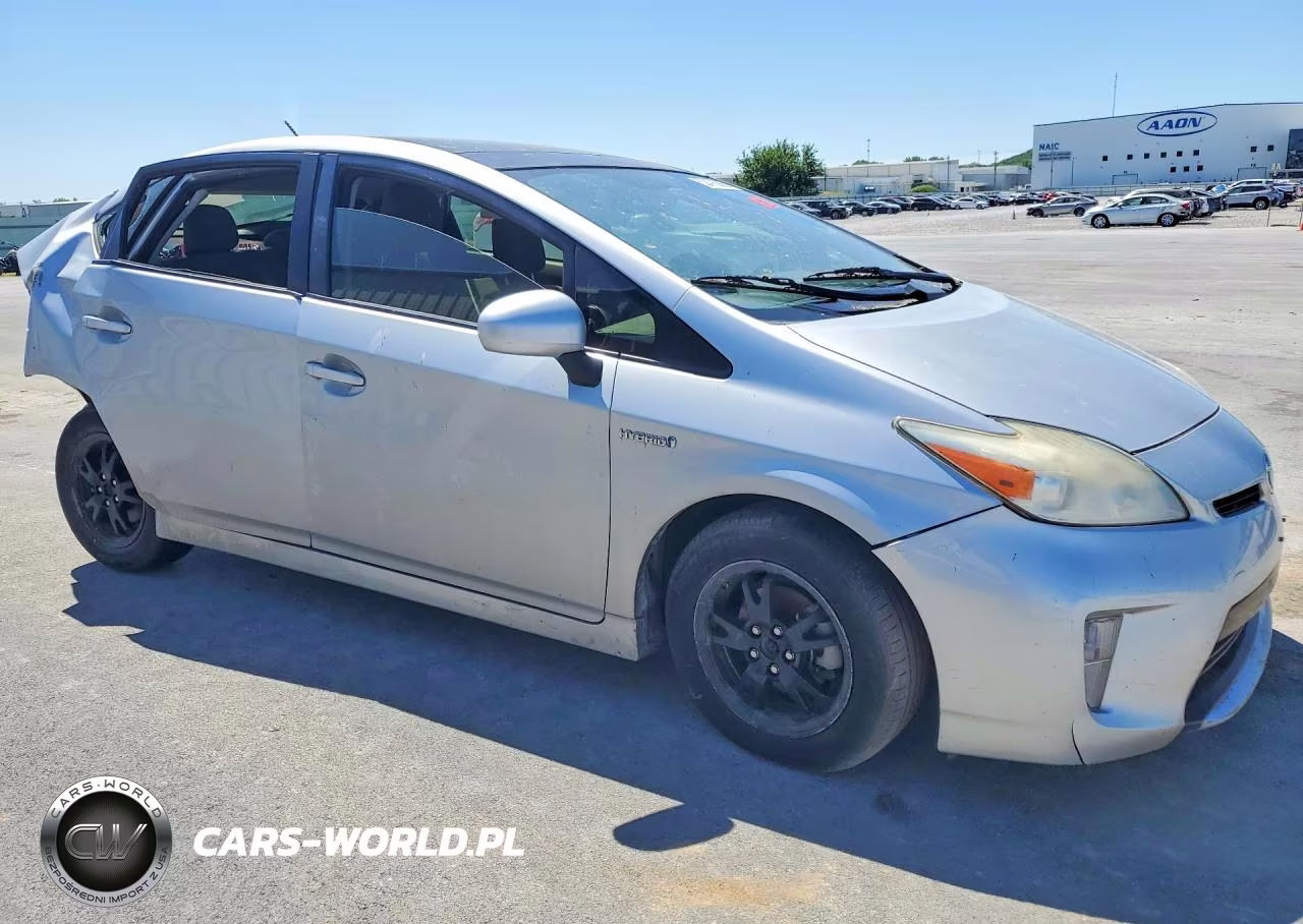 2012 Toyota Prius Three VIN:JTDKN3DU5C1597945 - 4