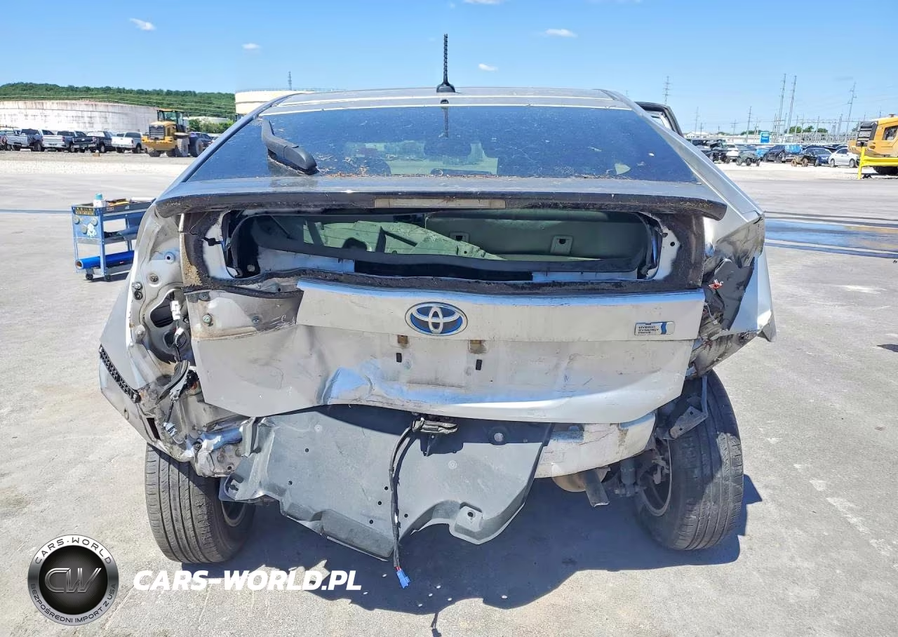 2012 Toyota Prius Three VIN:JTDKN3DU5C1597945 - 6