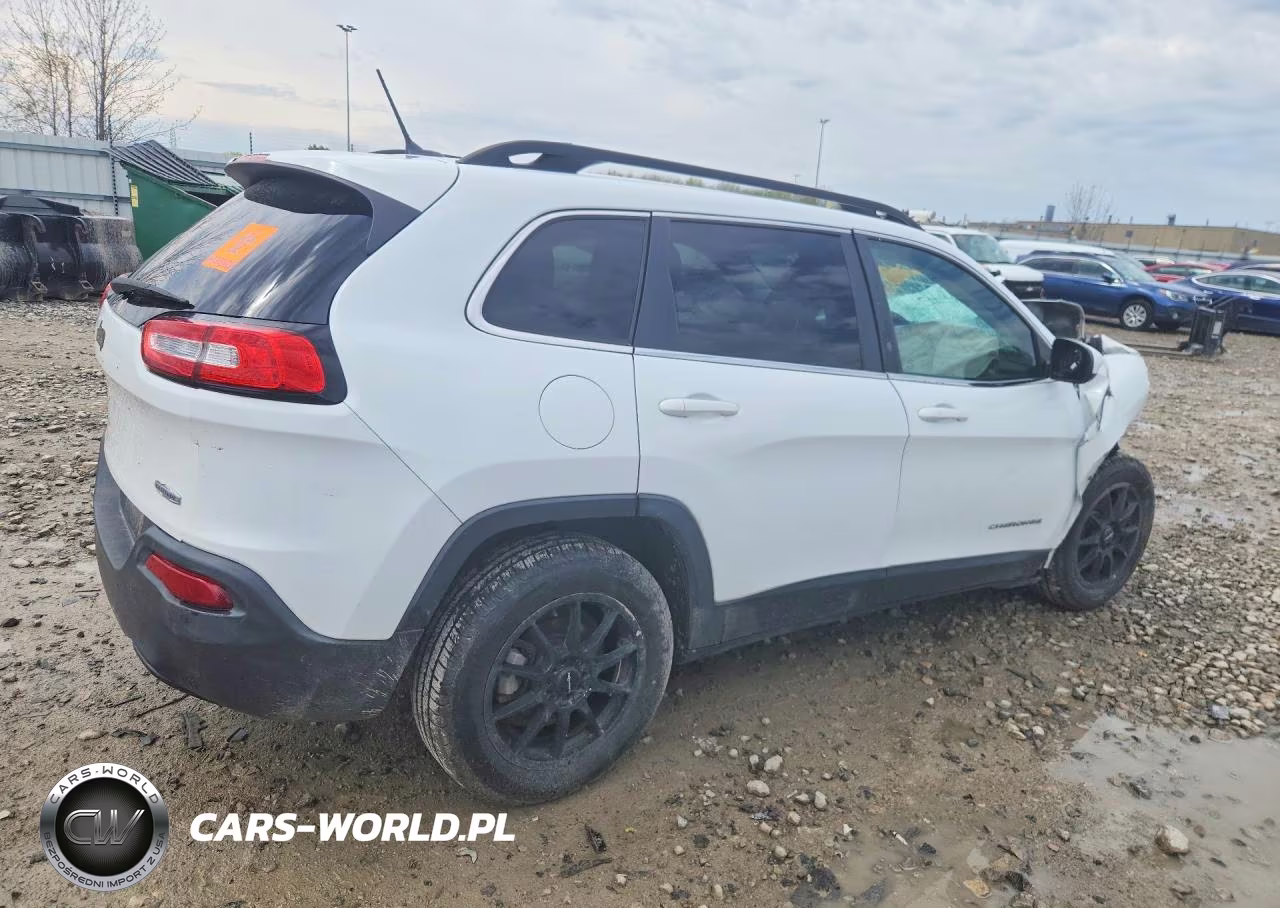 2014 Jeep Cherokee Latitude VIN:1C4PJLCB8EW199880 - 3