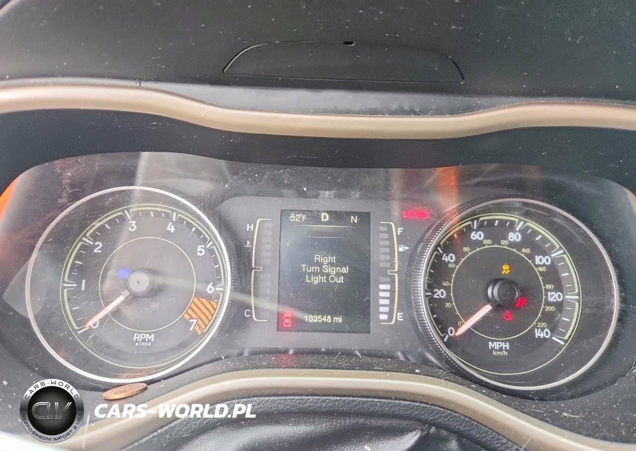 2014 Jeep Cherokee Latitude VIN:1C4PJLCB8EW199880 - 9
