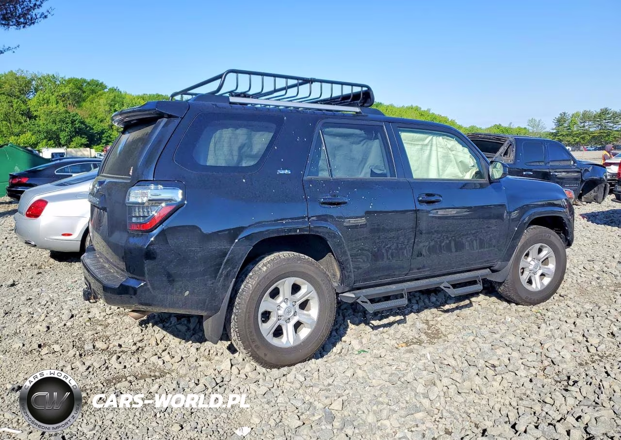 2024 Toyota 4Runner Sr5 VIN:JTEMU5JRXR6300389 - 3