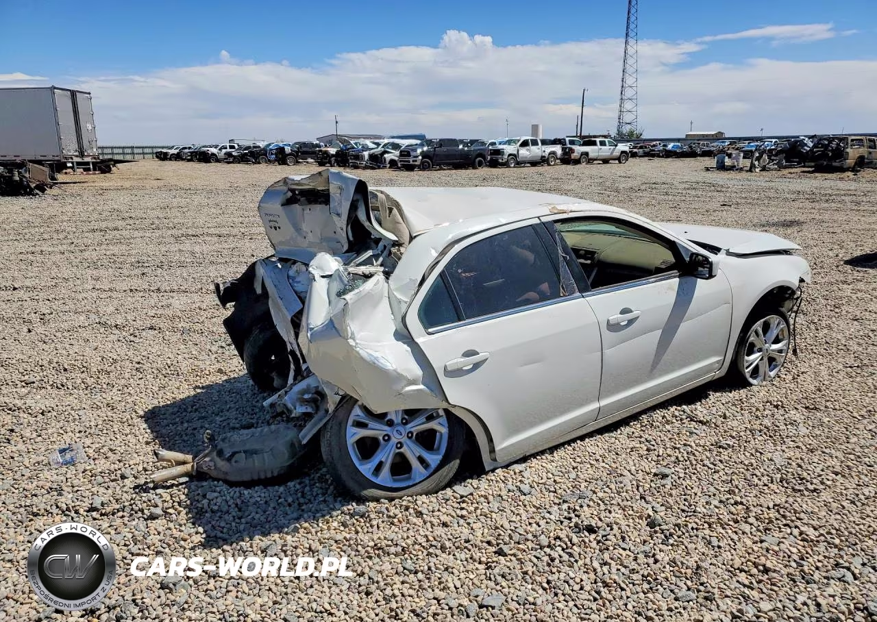 2012 Ford Fusion Se VIN:3FAHP0HA9CR320083 - 3