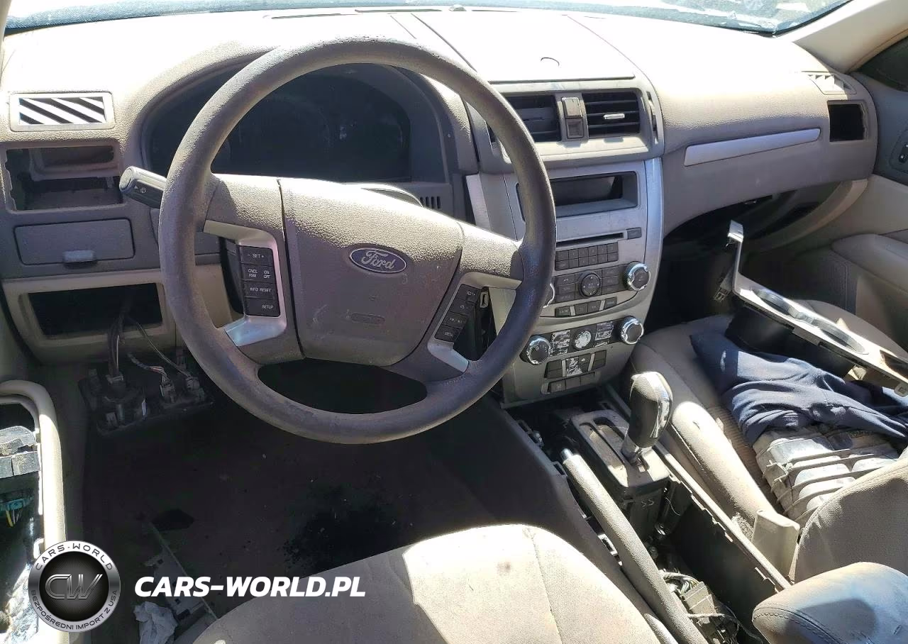2012 Ford Fusion Se VIN:3FAHP0HA9CR320083 - 8