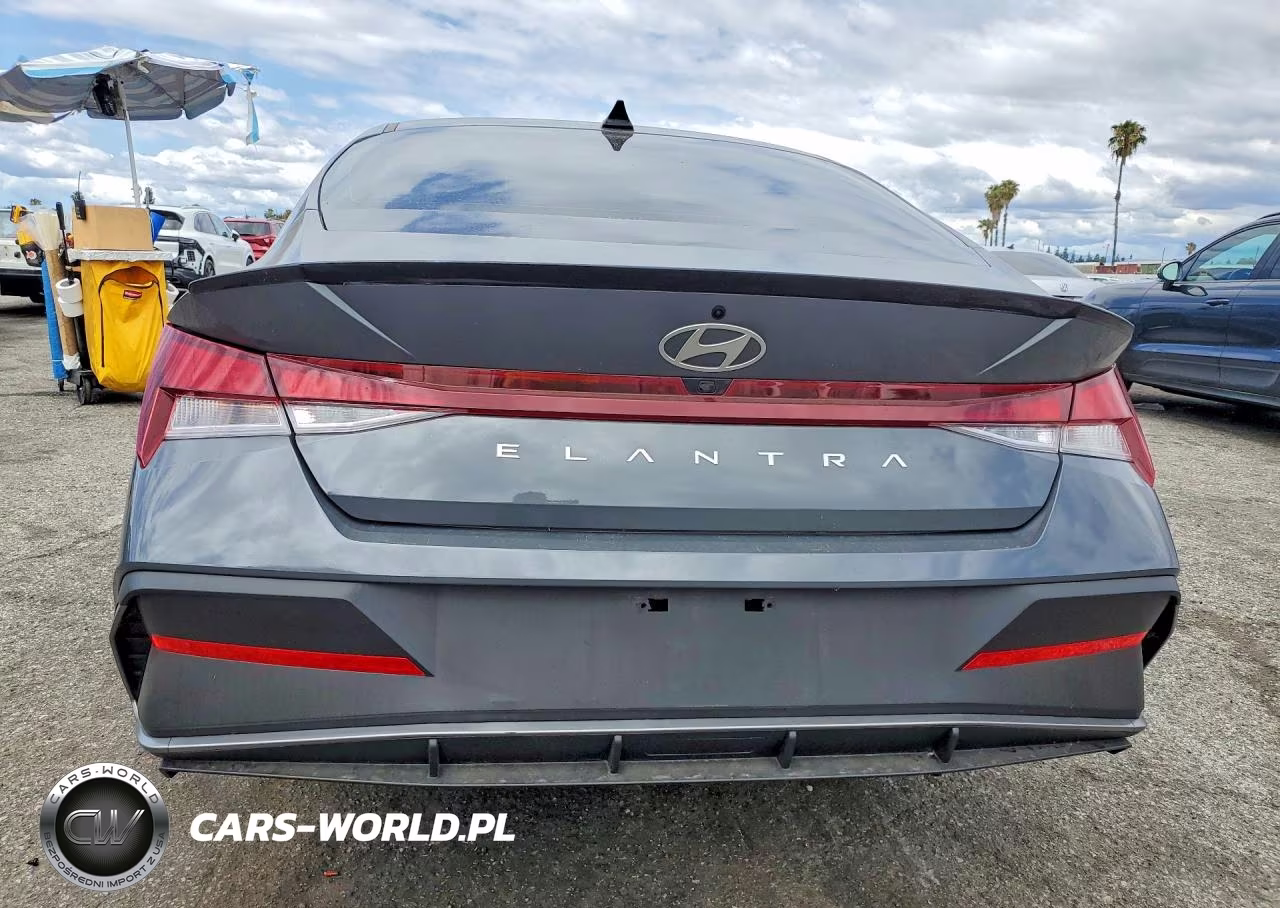 2026 Hyundai Elantra Sel Sport VIN:KMHLM4DG5TU099214 - 6