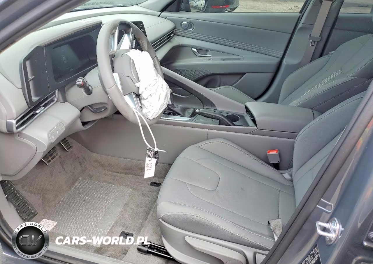 2026 Hyundai Elantra Sel Sport VIN:KMHLM4DG5TU099214 - 7