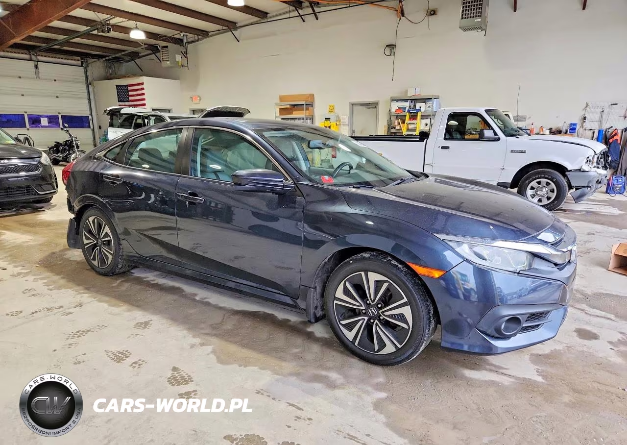2017 Honda Civic VIN:19XFC1F70HE201931 - 4