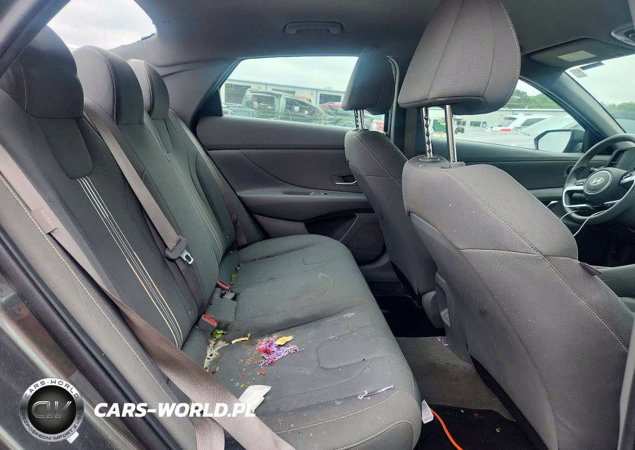 2025 Hyundai Elantra Hybrid Blue VIN:KMHLM4DJ4SU143486 - 10