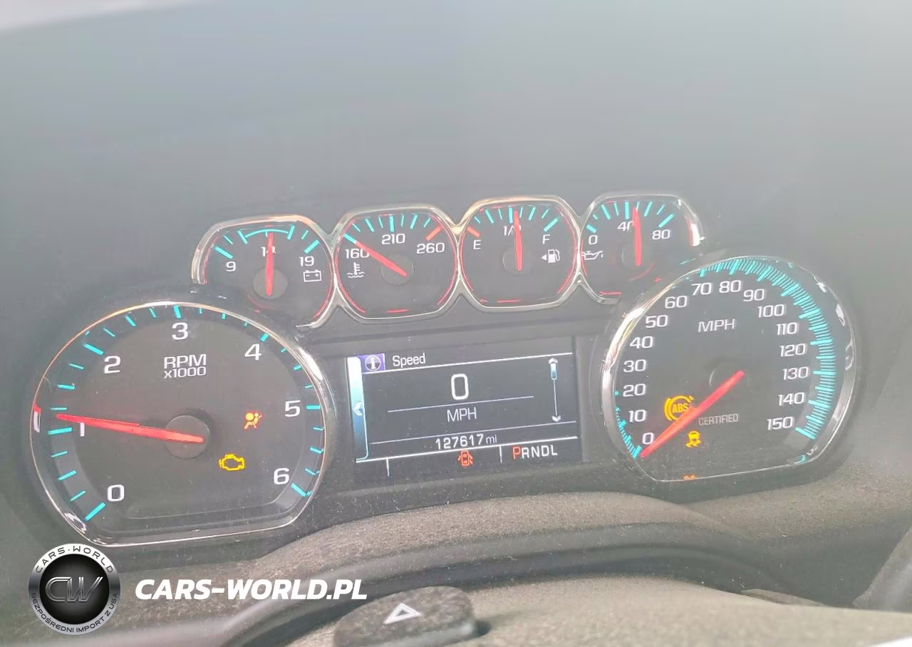 2018 Chevrolet Tahoe VIN:1GNLCDEC4JR146677 - 9