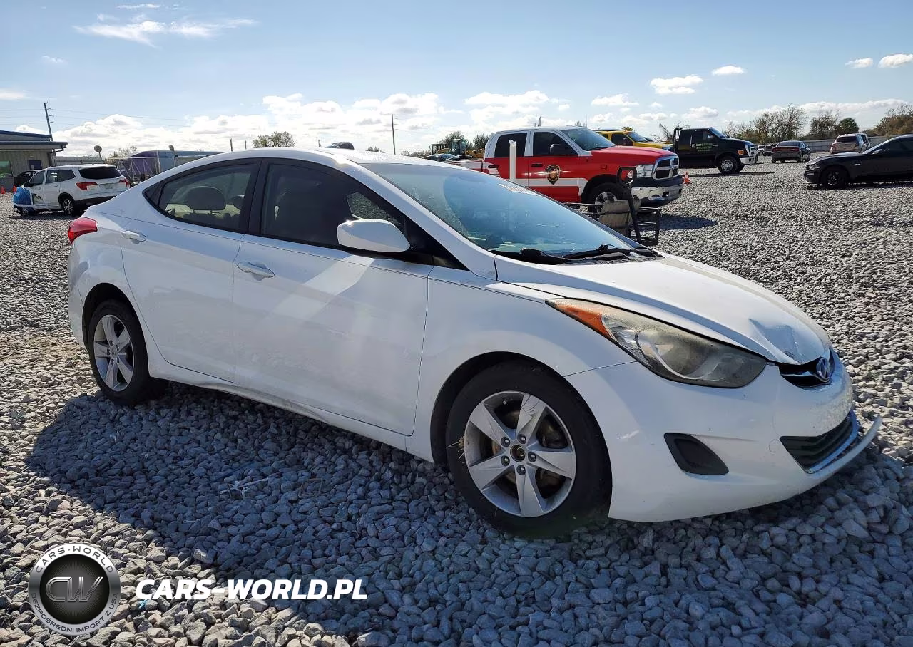2013 Hyundai Elantra Gls VIN:5NPDH4AE6DH240481 - 4