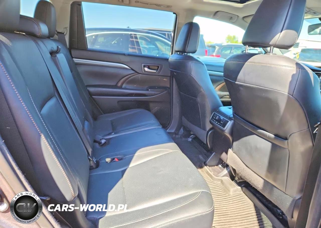 2018 Toyota Highlander Limited VIN:5TDDZRFH7JS855477 - 11