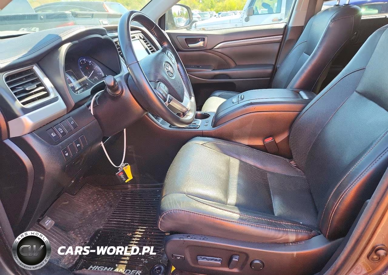 2018 Toyota Highlander Limited VIN:5TDDZRFH7JS855477 - 7