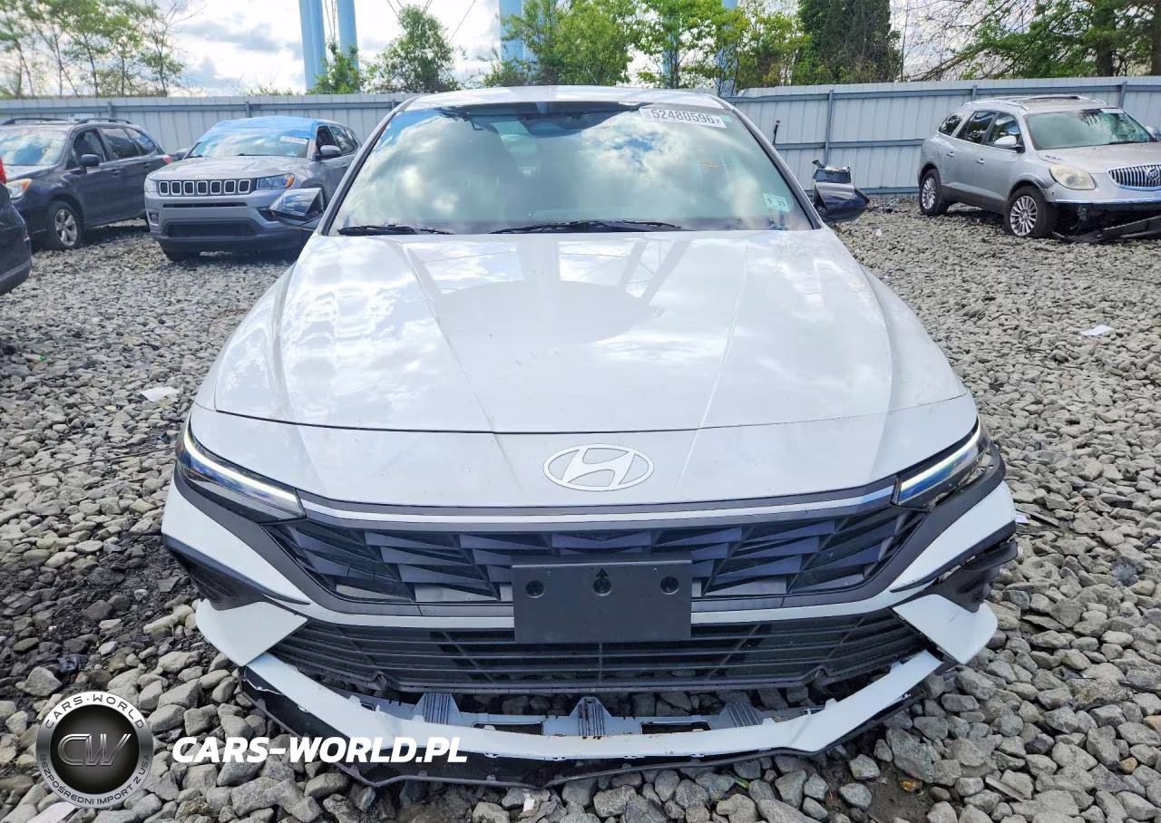 2025 Hyundai Elantra Sel Sport VIN:KMHLM4DG5SU023944 - 5