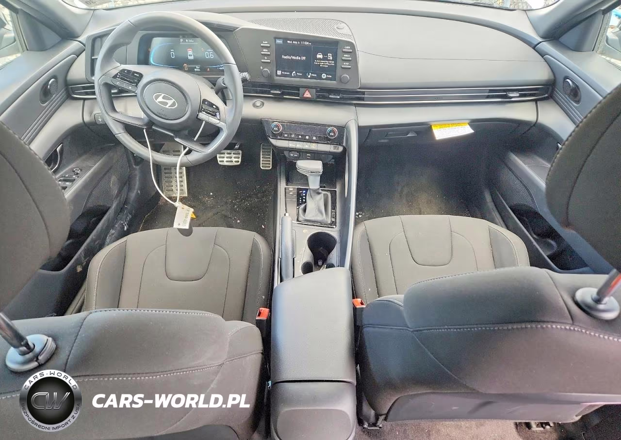 2025 Hyundai Elantra Sel Sport VIN:KMHLM4DG5SU023944 - 8