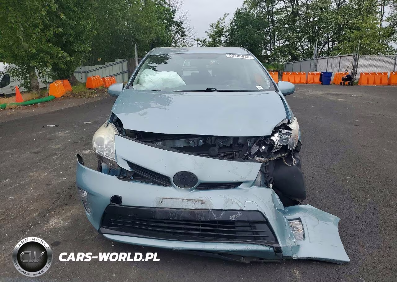 2013 Toyota Prius Three VIN:JTDKN3DU7D1692413 - 5