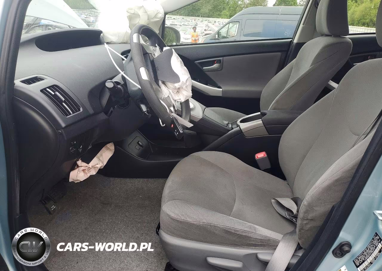 2013 Toyota Prius Three VIN:JTDKN3DU7D1692413 - 7