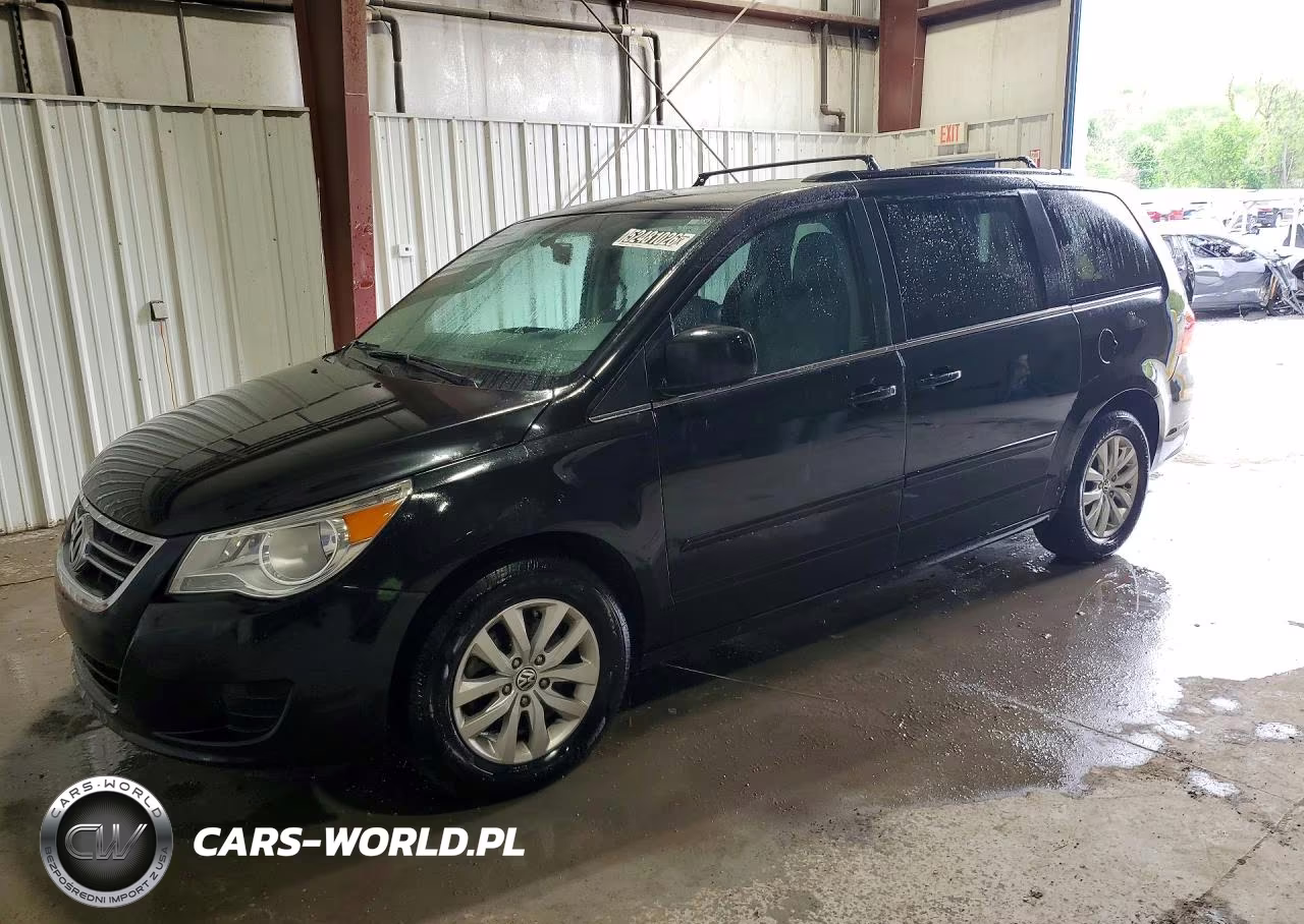 2013 Volkswagen Routan Se – zdjęcie 1 z 13