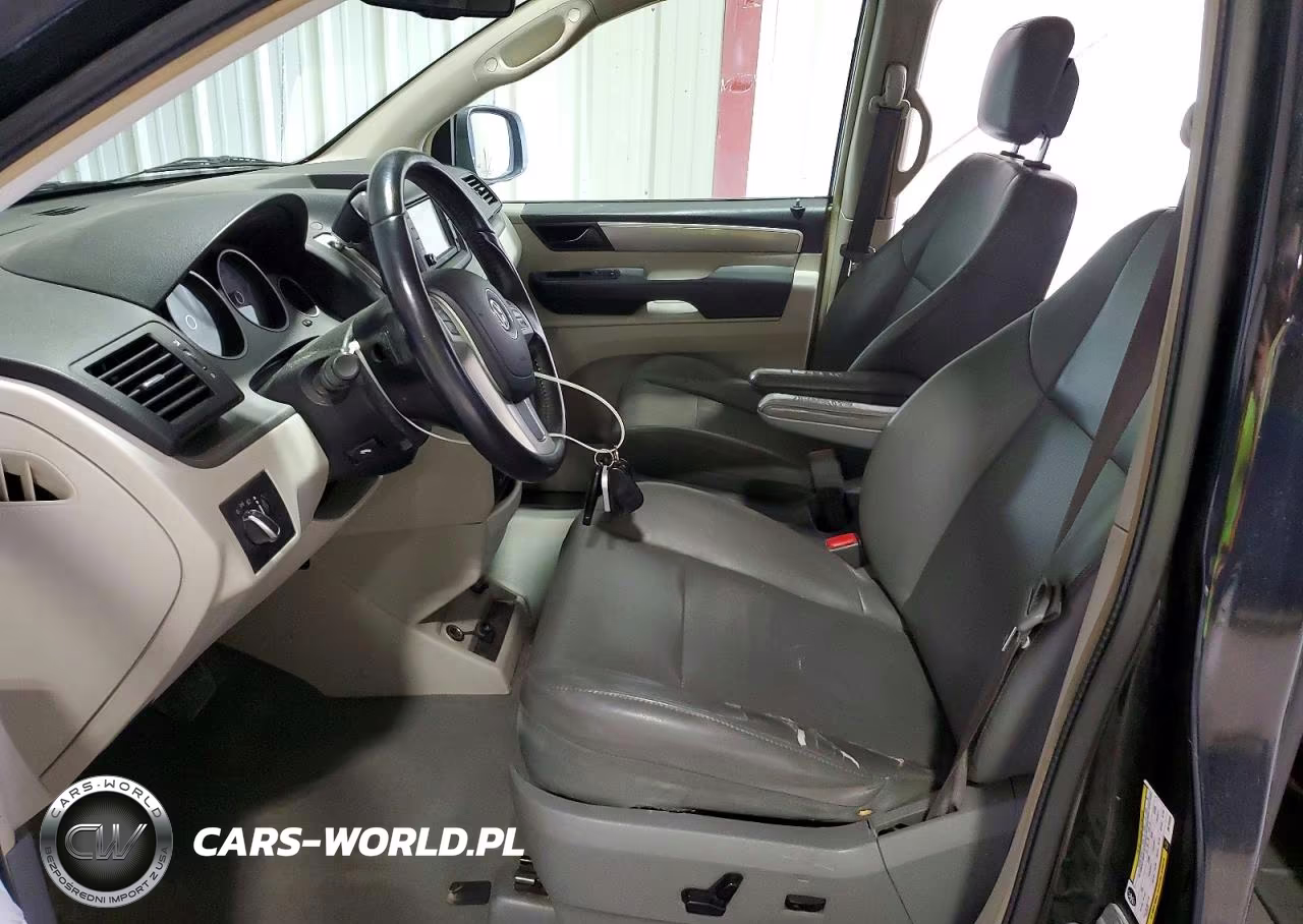 2013 Volkswagen Routan Se VIN:2C4RVABG1DR725532 - 7