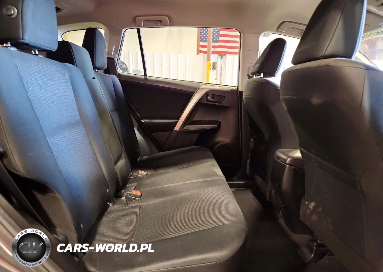 2016 Toyota Rav4 Le VIN:JTMBFREV6GD181852 - 11