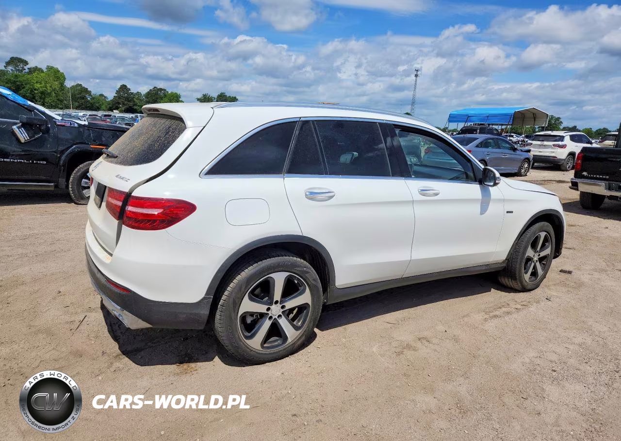 2016 Mercedes-Benz Glc 300 4Matic VIN:WDC0G4KB7GF044242 - 3