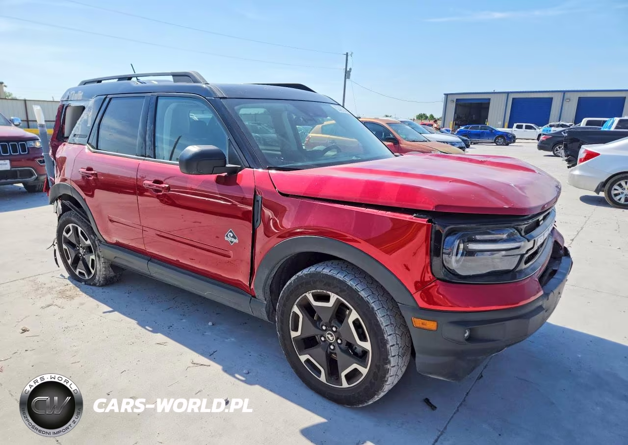 2021 Ford Bronco Sport Outer Banks VIN:3FMCR9C60MRB15447 - 4