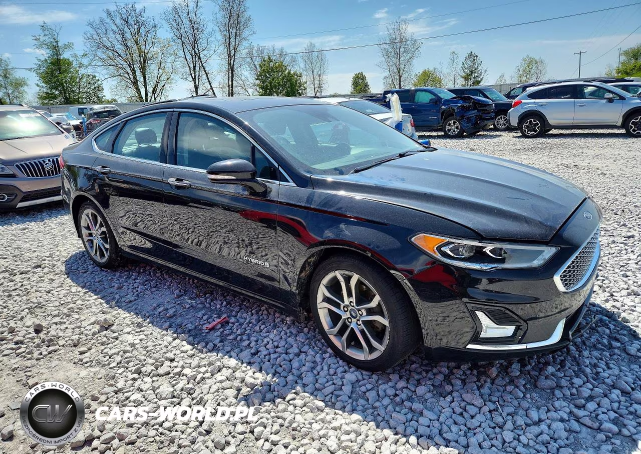 2019 Ford Fusion Titanium VIN:3FA6P0RU4KR120470 - 4
