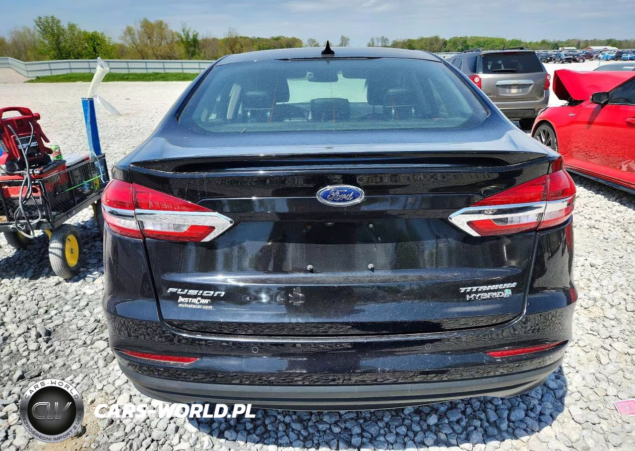 2019 Ford Fusion Titanium VIN:3FA6P0RU4KR120470 - 6