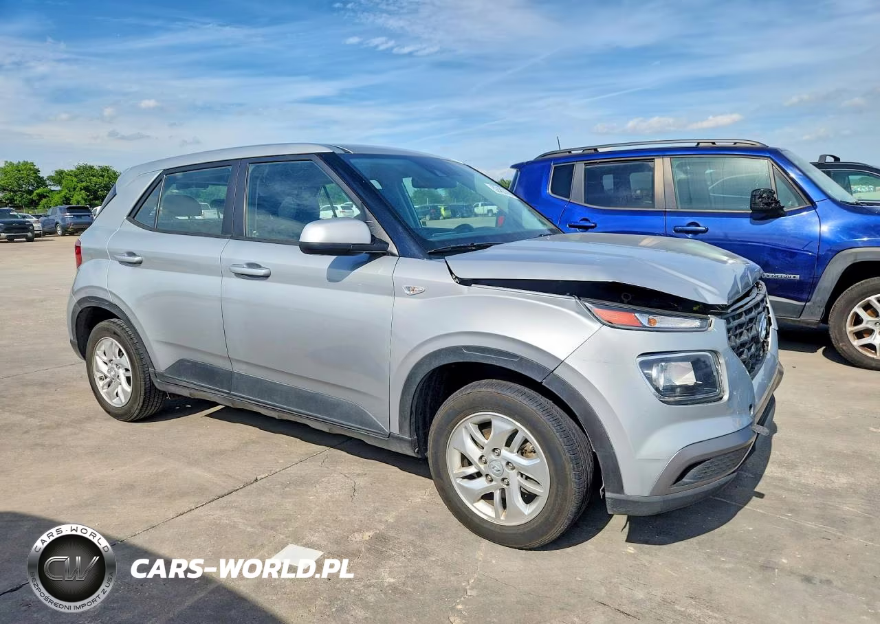 2021 Hyundai Venue Se VIN:KMHRB8A3XMU096366 - 4