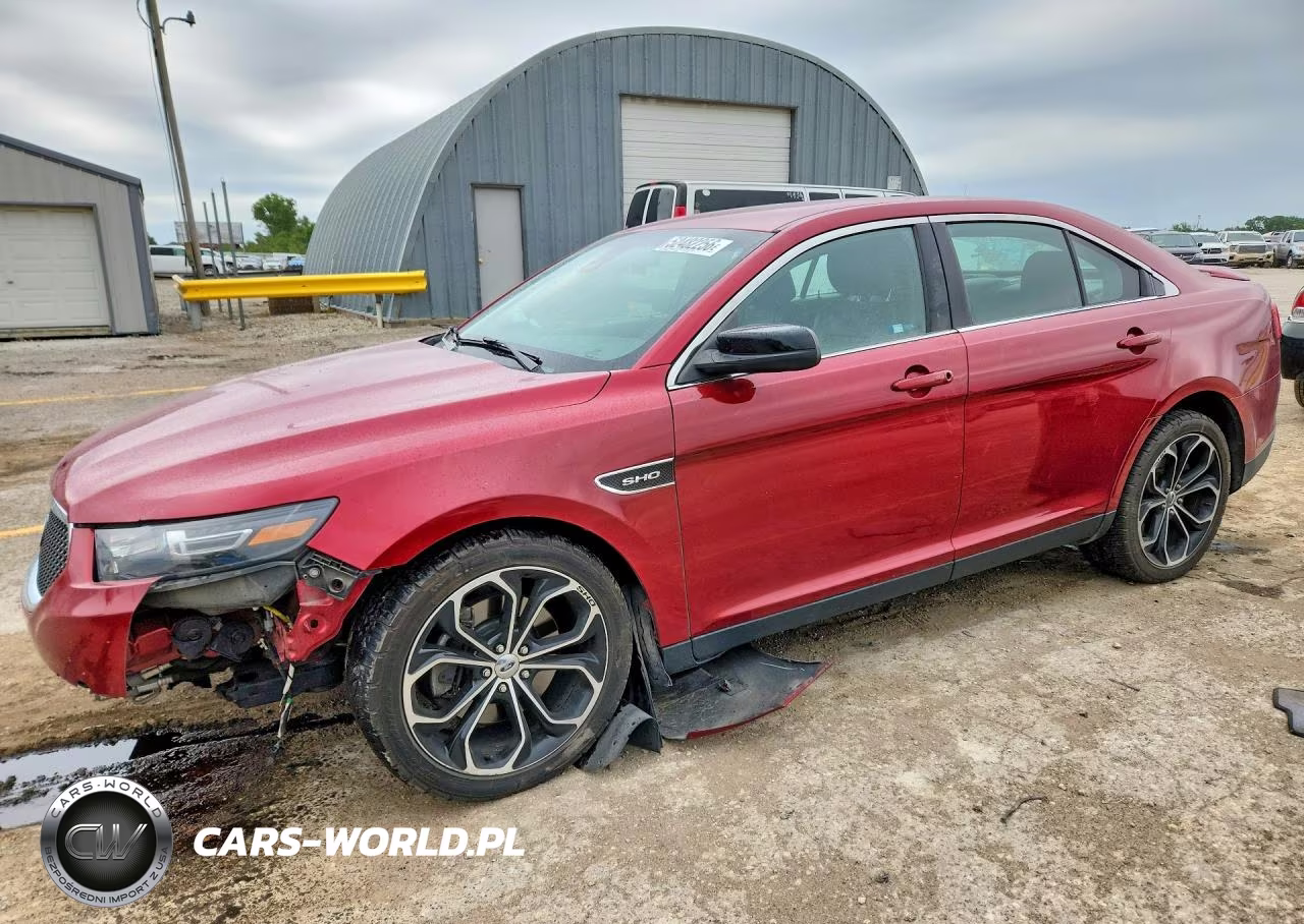 2013 Ford Taurus Sho