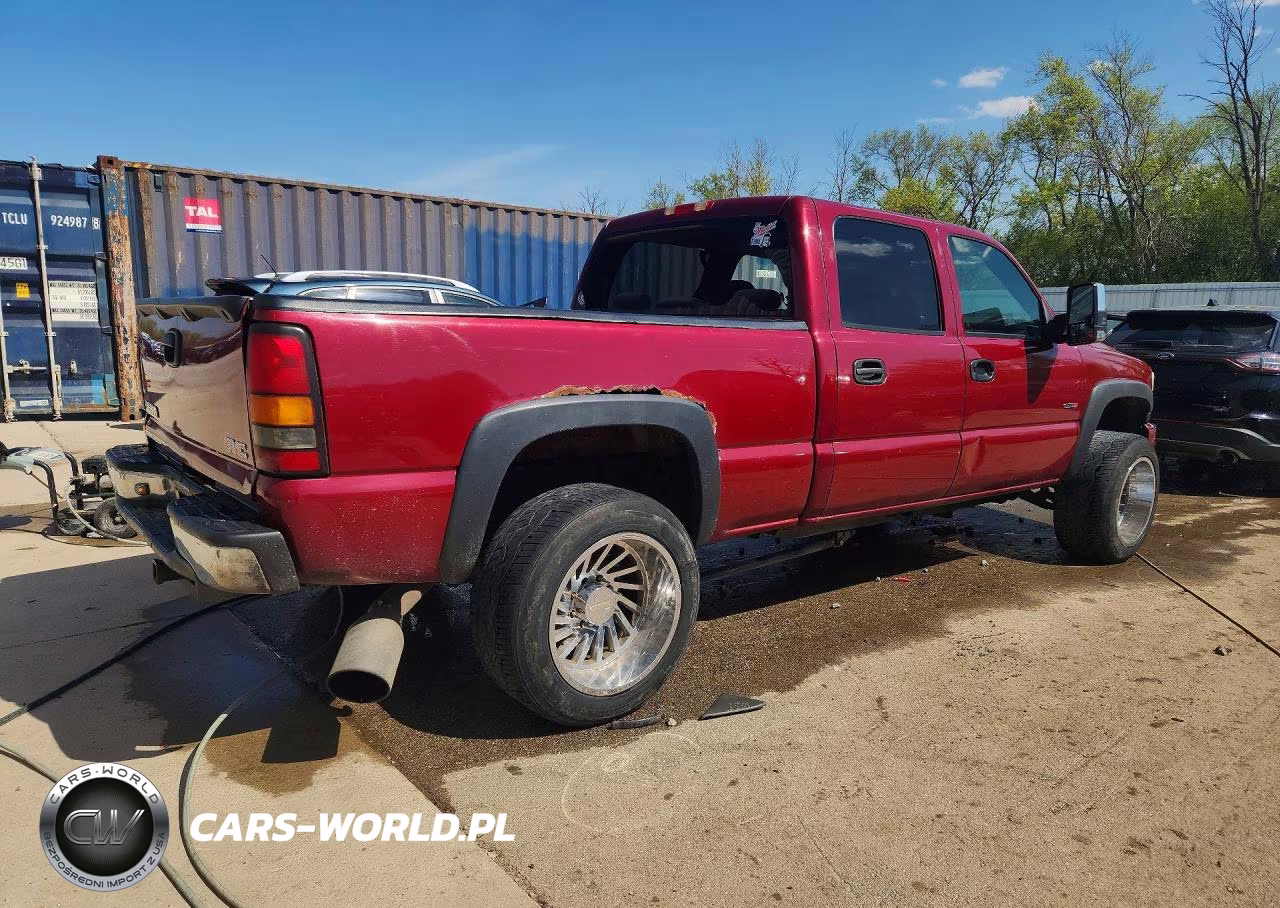 2004 GMC Sierra K2500 Heavy Duty VIN:1GTHK23214F216495 - 3