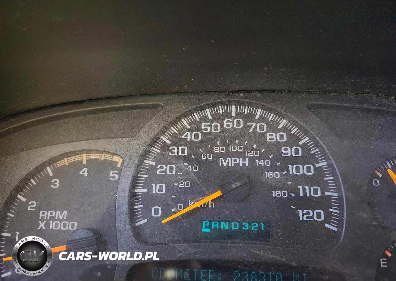 2004 GMC Sierra K2500 Heavy Duty VIN:1GTHK23214F216495 - 9