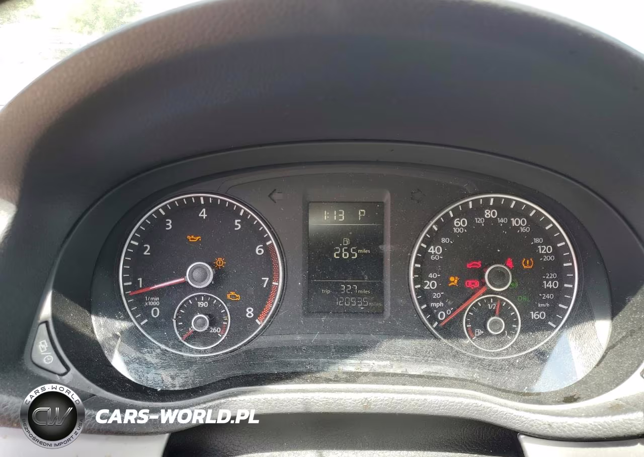 2015 Volkswagen Passat S VIN:1VWAS7A31FC117929 - 9