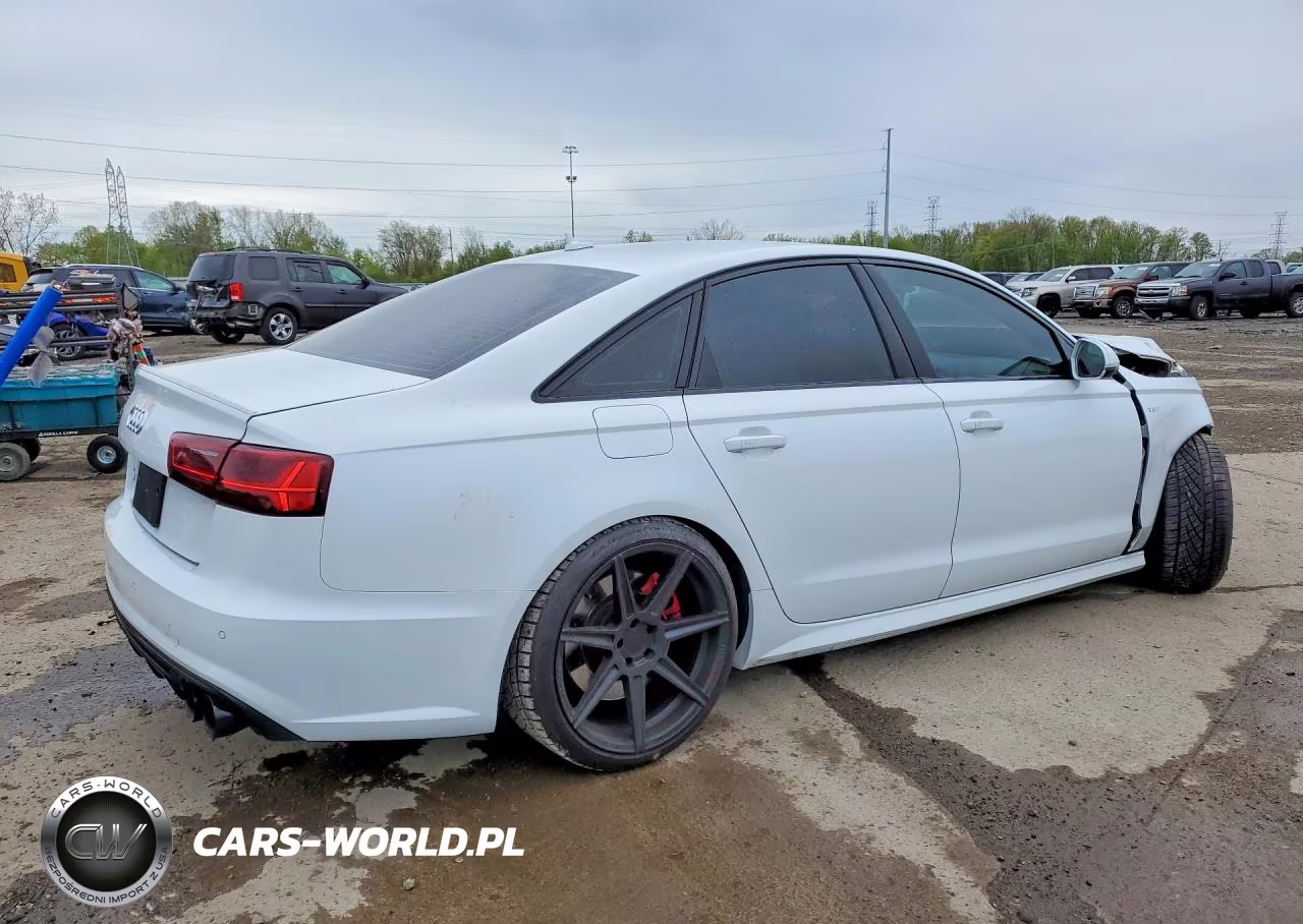 2018 Audi S6 Prestige VIN:WAUHFAFC4JN008239 - 3