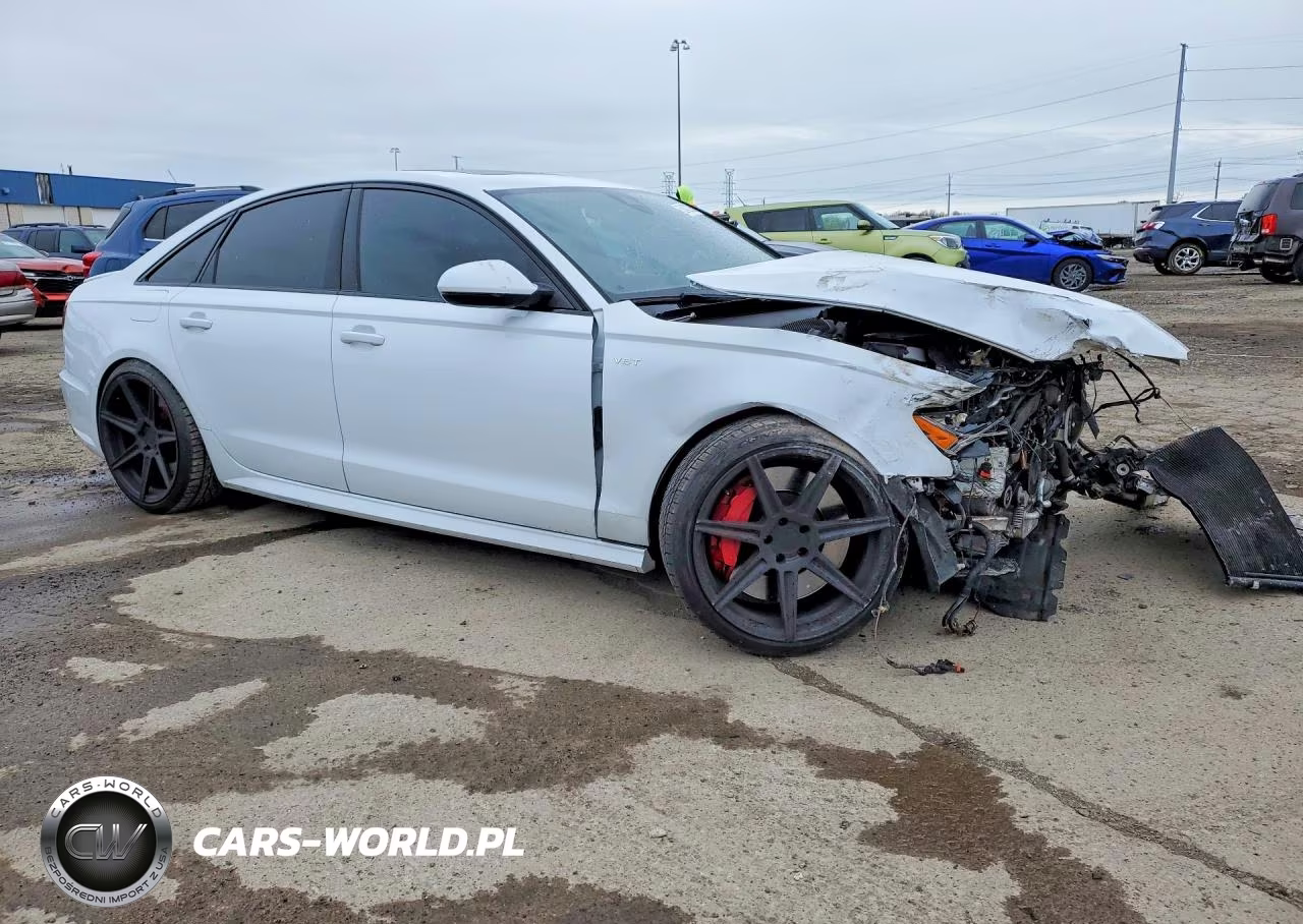 2018 Audi S6 Prestige VIN:WAUHFAFC4JN008239 - 4