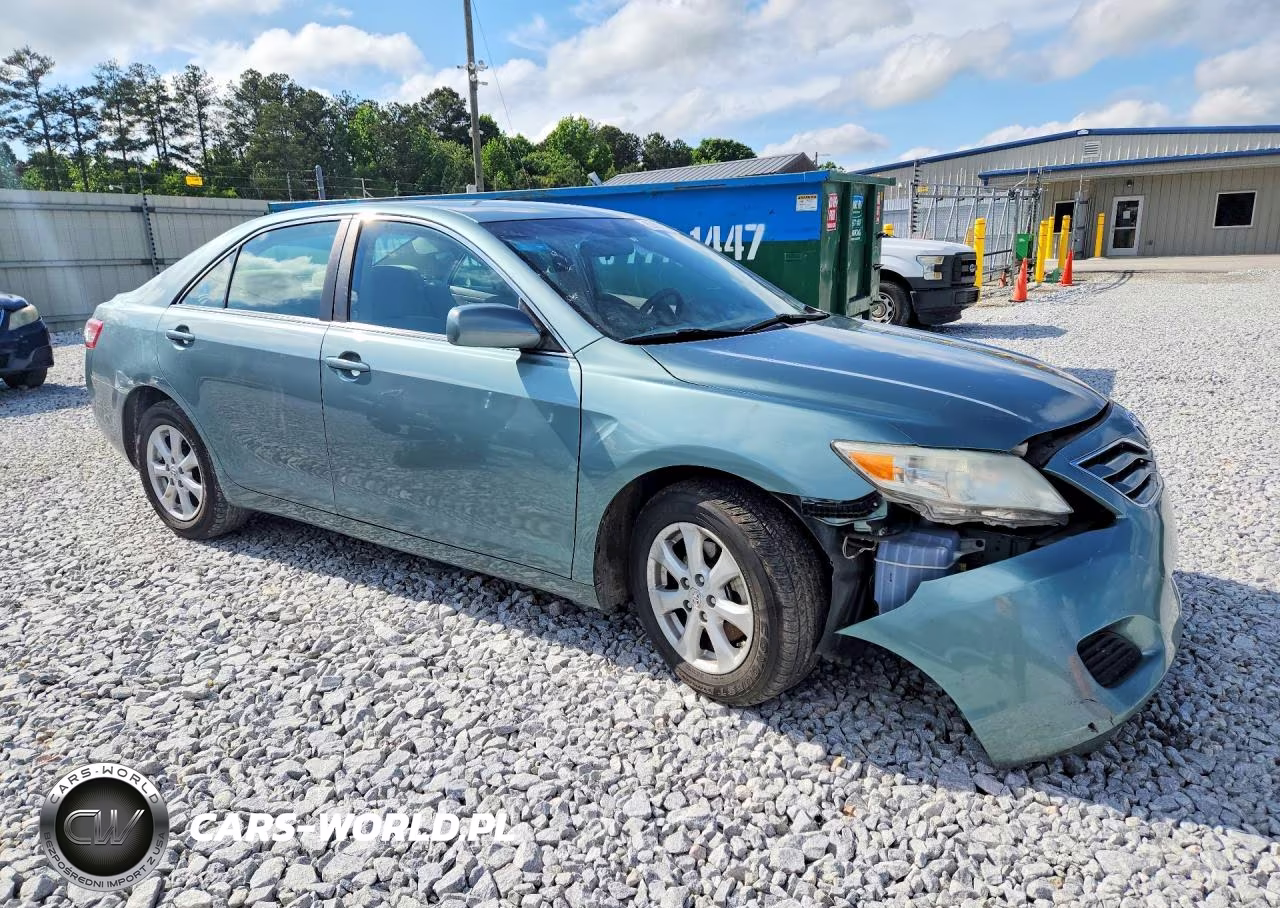 2011 Toyota Camry Le VIN:4T1BF3EK8BU610786 - 4