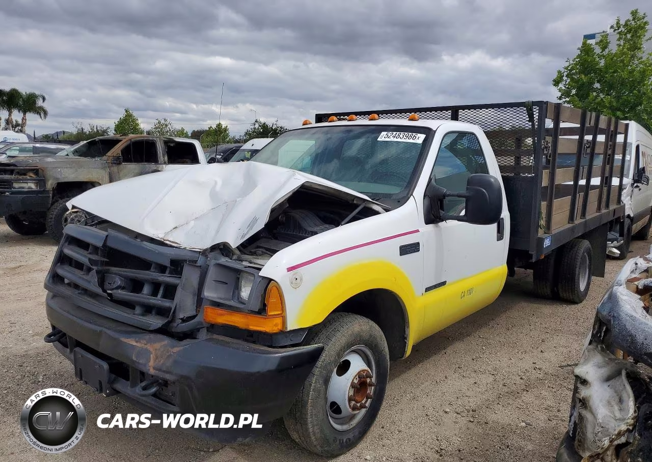 2001 Ford F350 Super Duty Flatbed Truck