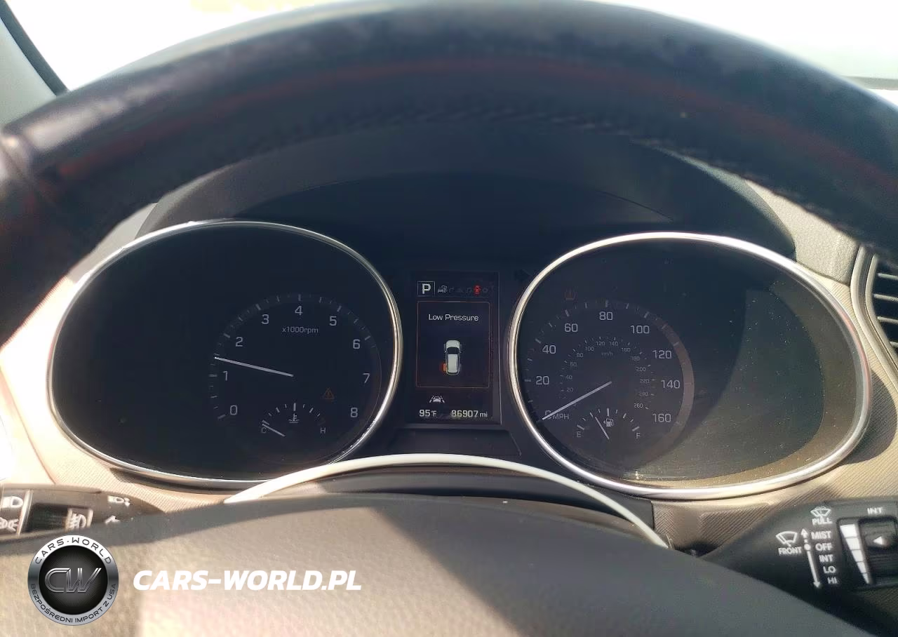 2018 Hyundai Santa Fe Limited Ultimate VIN:KM8SR4HF1JU289863 - 9