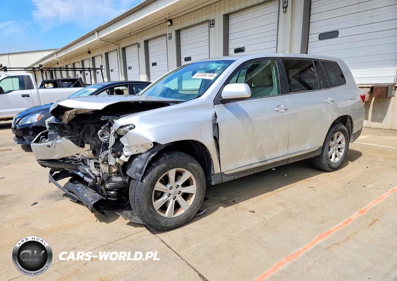 2013 Toyota Highlander Base