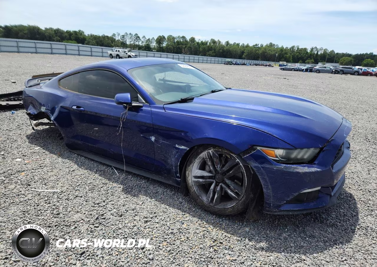 2015 Ford Mustang VIN:1FA6P8TH4F5304701 - 4