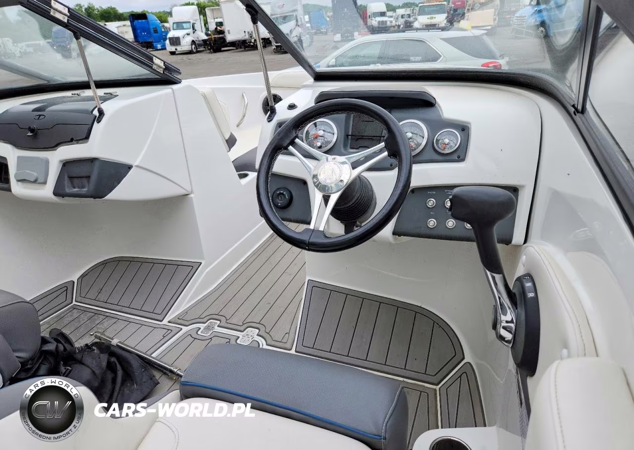 2021 Tahoe Boat - Boat VIN:USBUJ30714C121 - 8