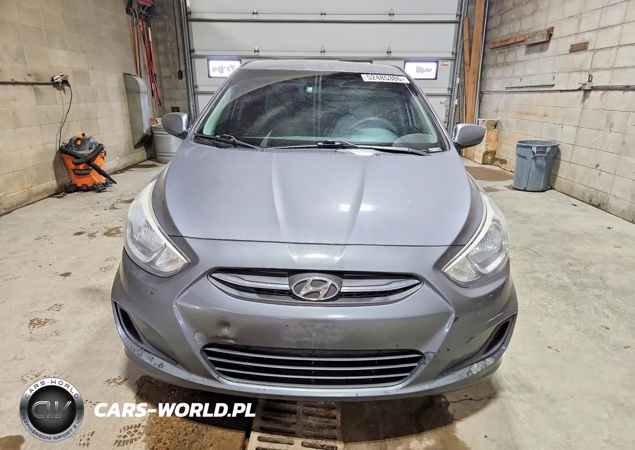 2016 Hyundai Accent Sedan VIN:KMHCT4AE5GU075233 - 5