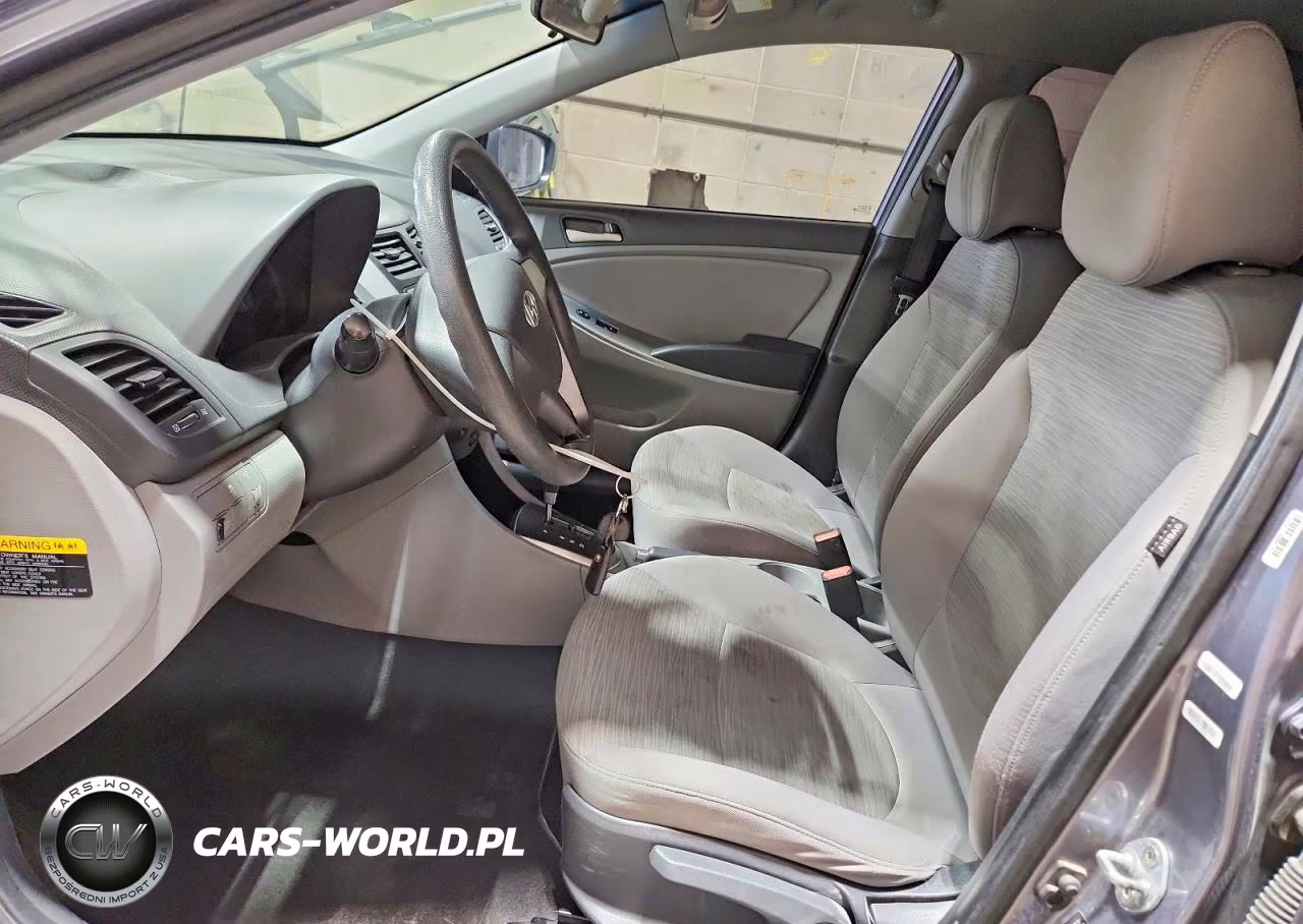2016 Hyundai Accent Sedan VIN:KMHCT4AE5GU075233 - 7