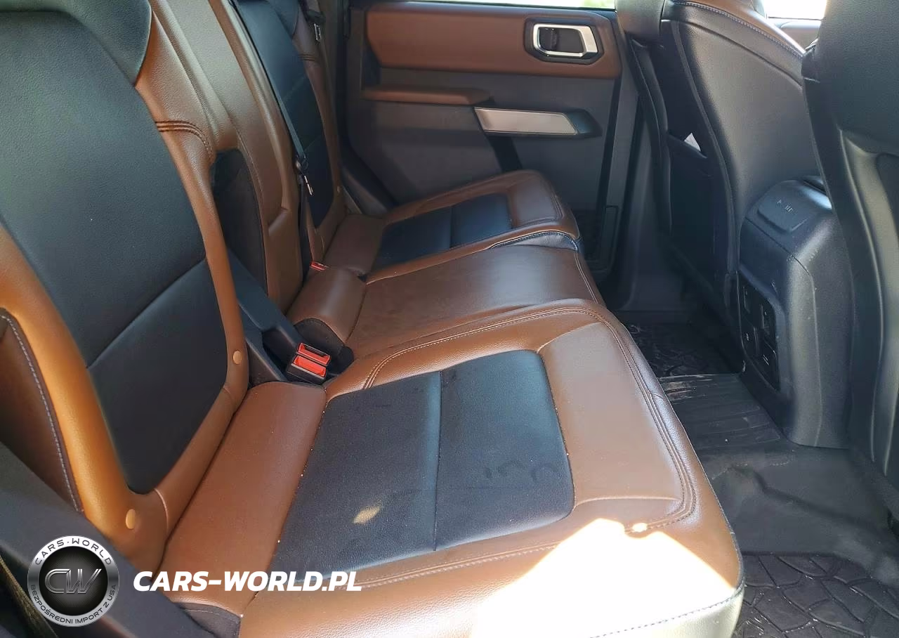 2021 Ford Bronco Base VIN:1FMEE5BP2MLA64507 - 10